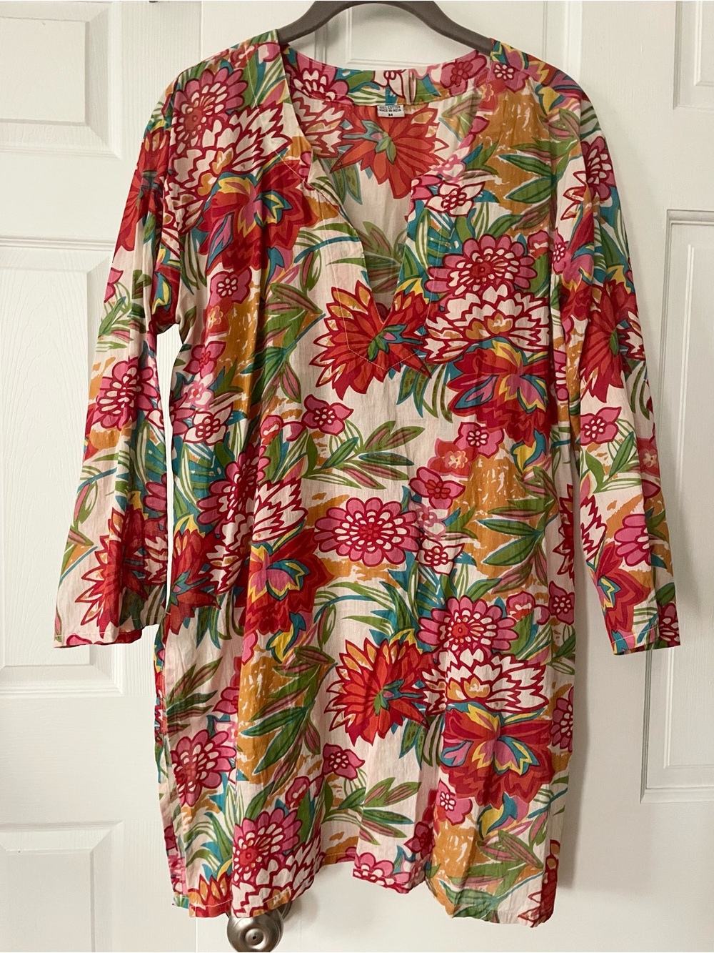 Floral V-Neck Tunic Dress in Multi-Color
